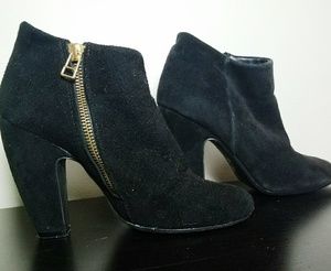 Steve Madden suede black heeled booties